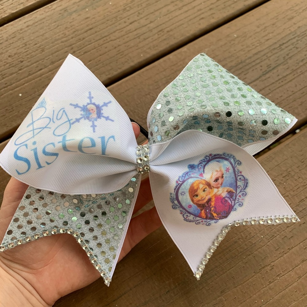 Cheer bow